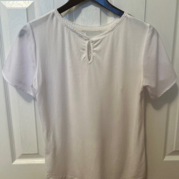White Carreli blouse in size small with partial lace front - Picture 3 of 5